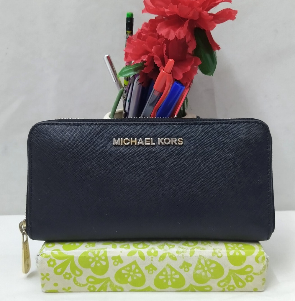 Michael Kors Black Leather Zip Around Credit Card Long Wallet